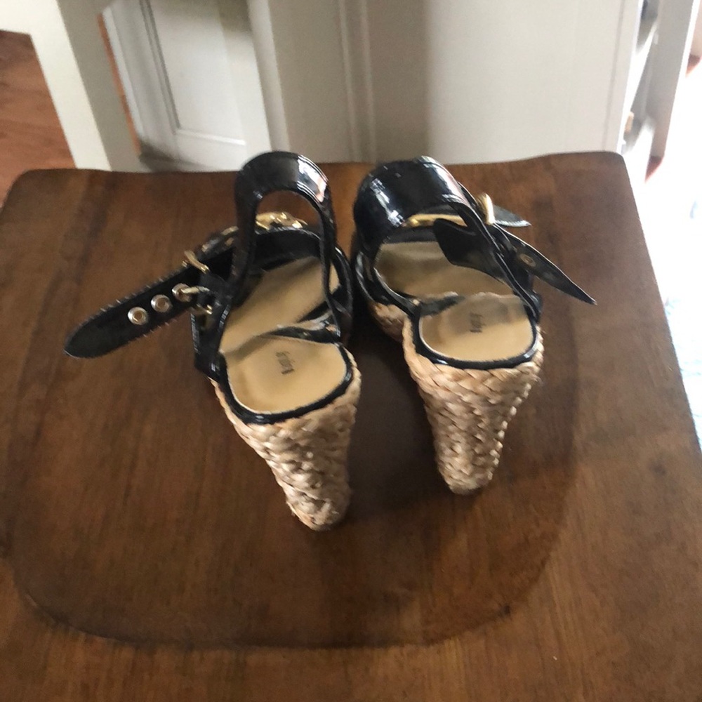 Sandals - Picture 5 of 5